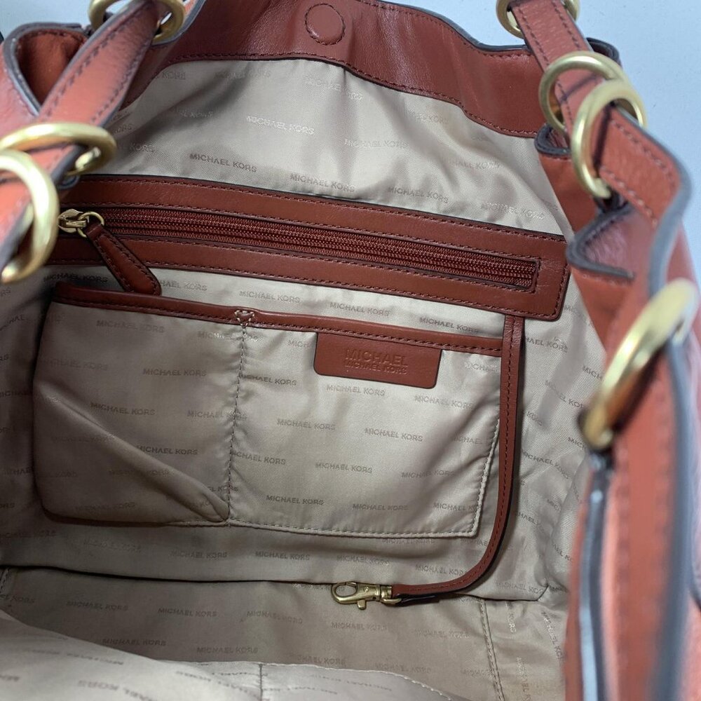 Michael Kors Quincy Shoulder Handbag! - Picture 8 of 8